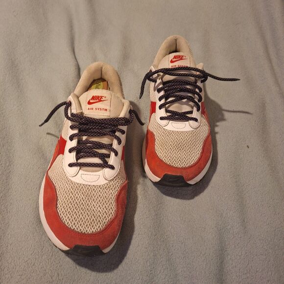 NIKE Air Max SYSTM Men’s 10.5 White University Red Shoes DM9537 104